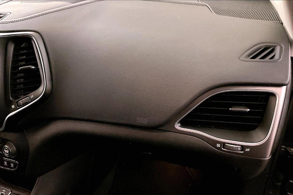 used 2021 Jeep Cherokee car, priced at $18,588