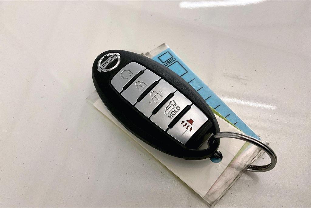 used 2018 Nissan Rogue car, priced at $15,500