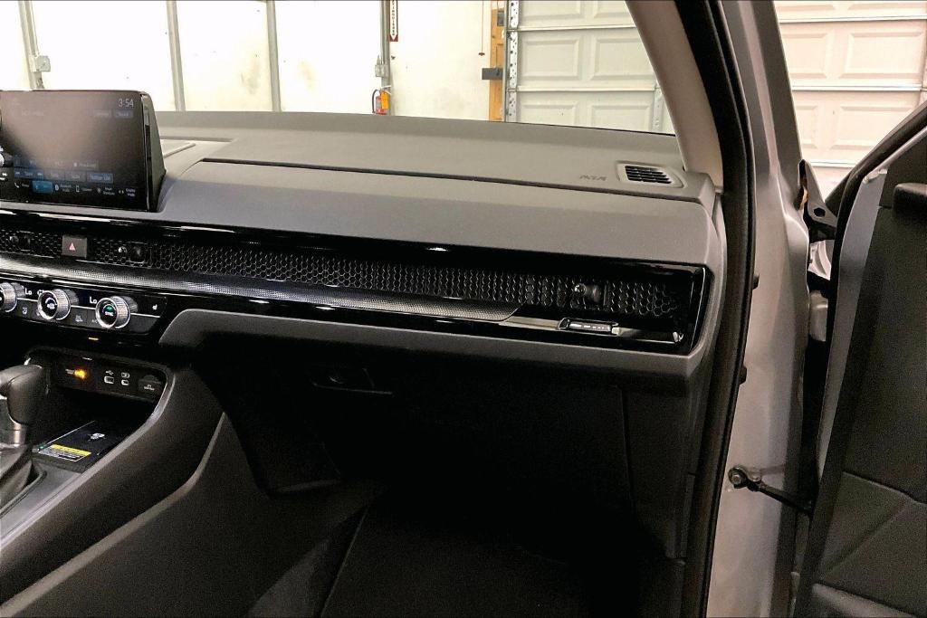 used 2024 Honda CR-V car, priced at $34,000