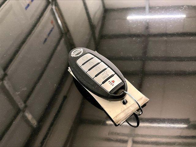 used 2019 Nissan Rogue car, priced at $19,490