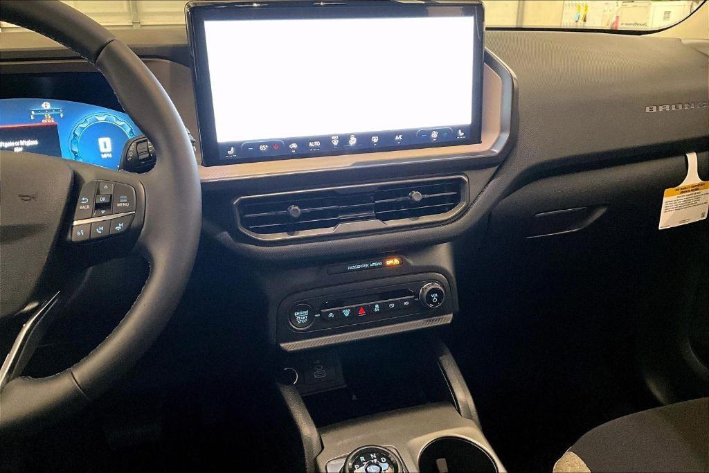 new 2025 Ford Bronco Sport car, priced at $33,000