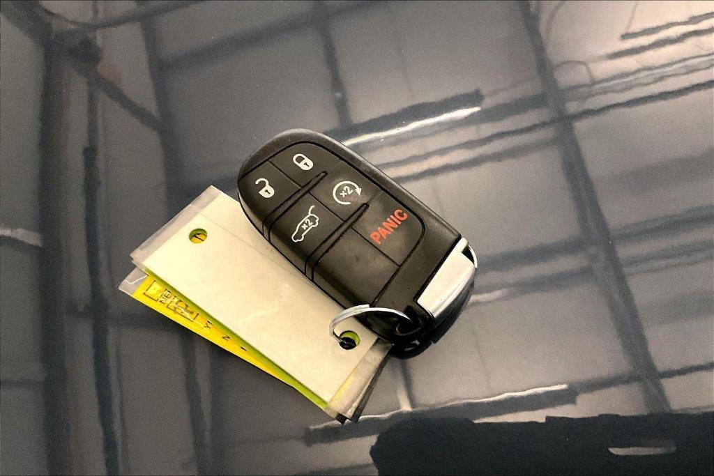 used 2019 Jeep Grand Cherokee car, priced at $19,000