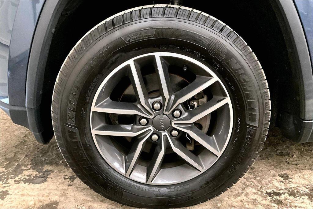 used 2019 Jeep Grand Cherokee car, priced at $19,000