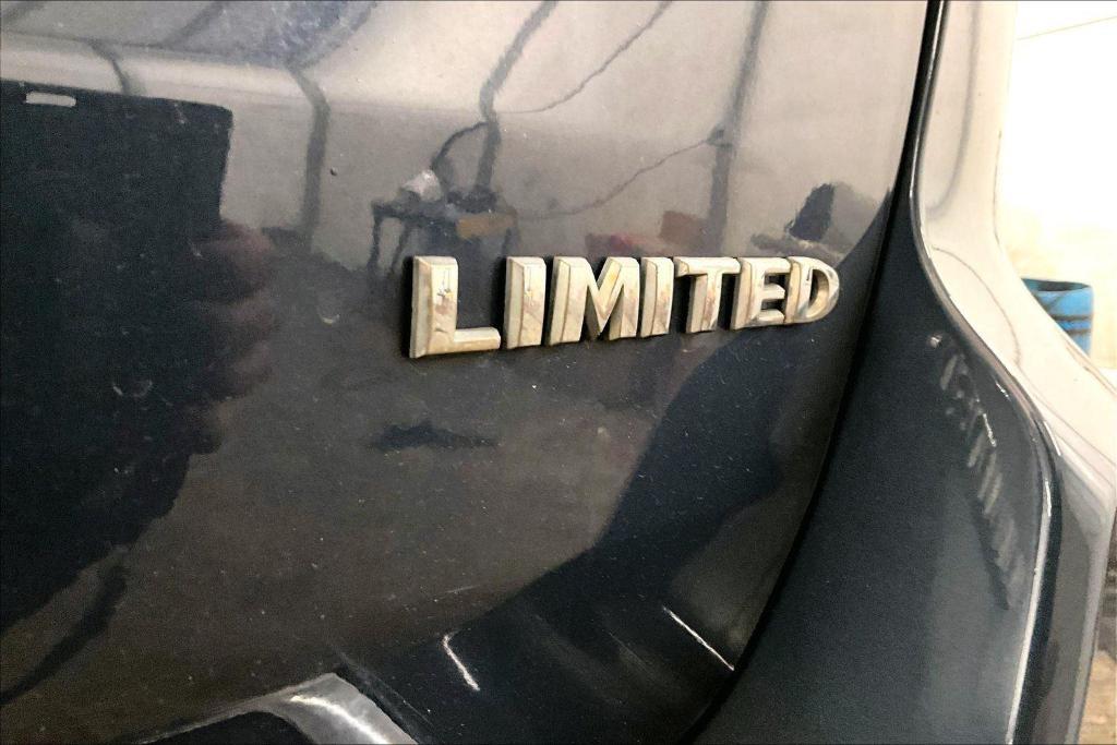 used 2019 Jeep Grand Cherokee car, priced at $19,000