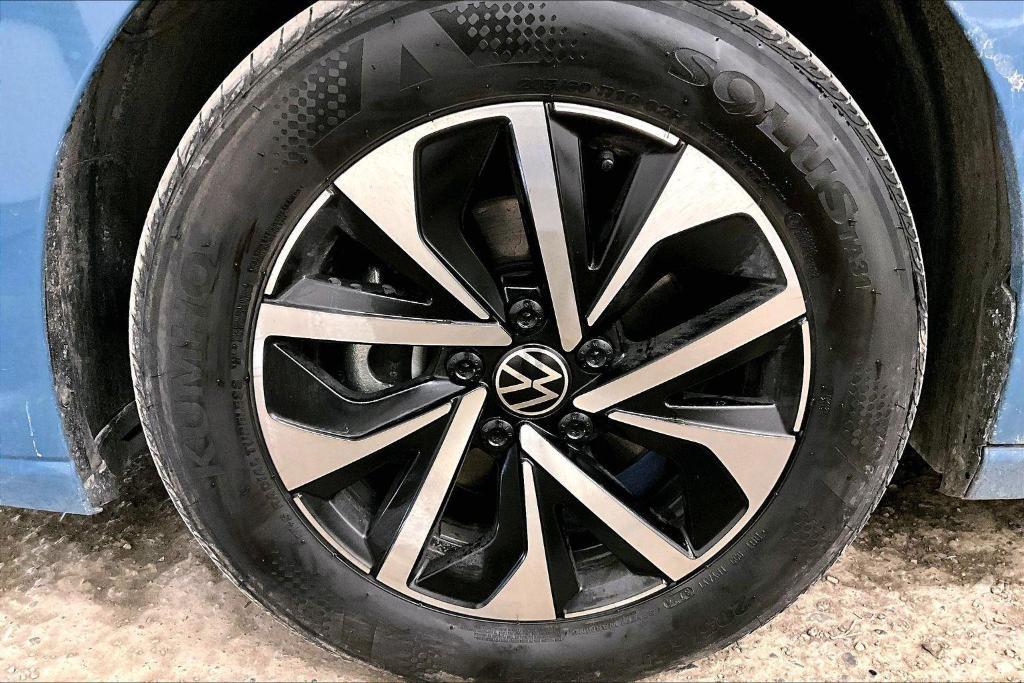 used 2025 Volkswagen Jetta car, priced at $19,250