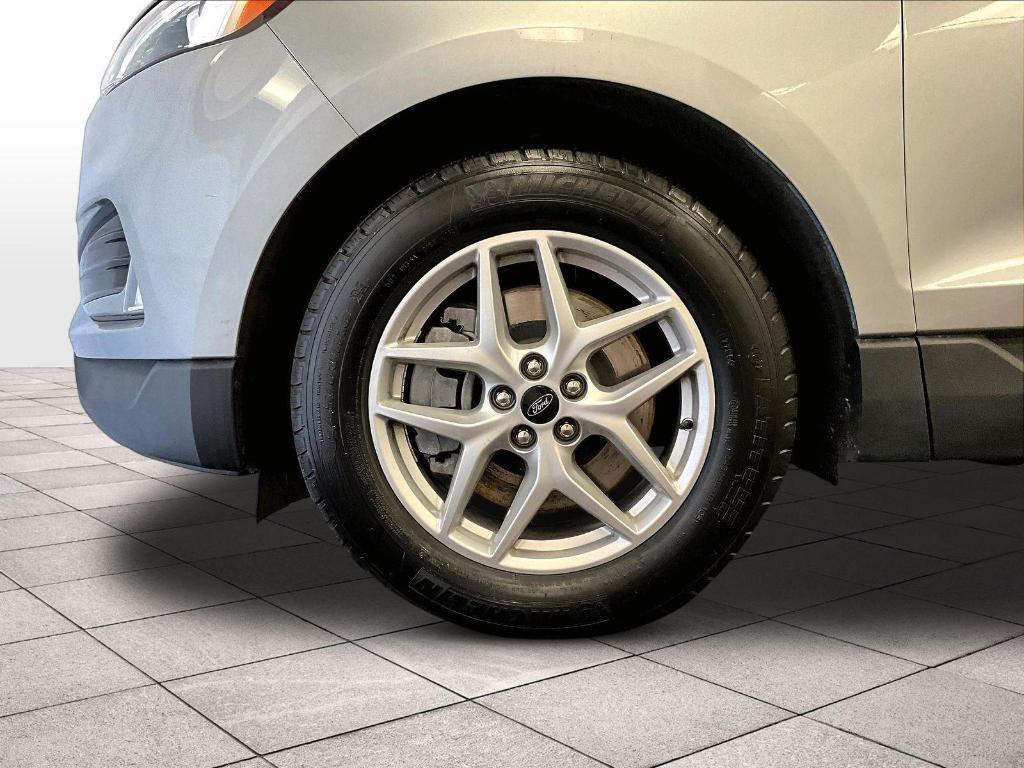 used 2023 Ford Edge car, priced at $25,000