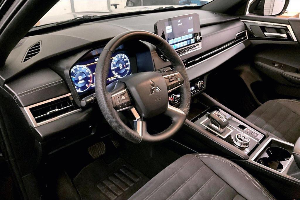 used 2023 Mitsubishi Outlander car, priced at $24,750