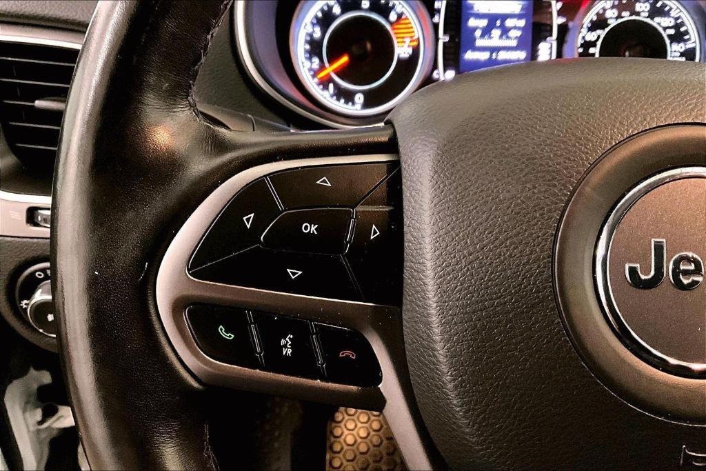 used 2020 Jeep Cherokee car, priced at $17,500