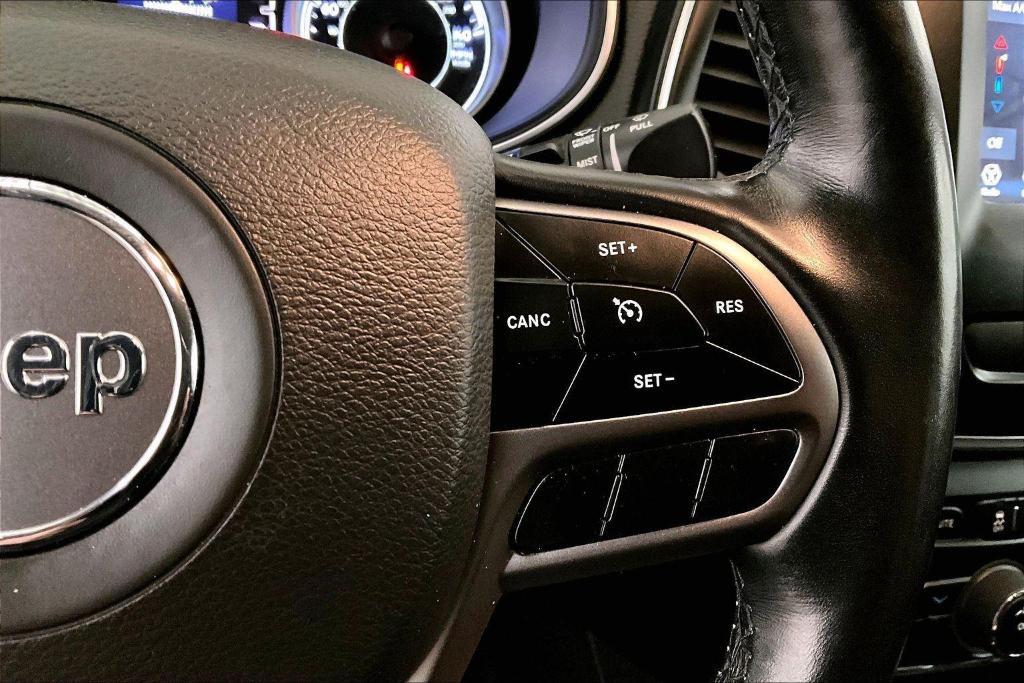 used 2020 Jeep Cherokee car, priced at $17,500