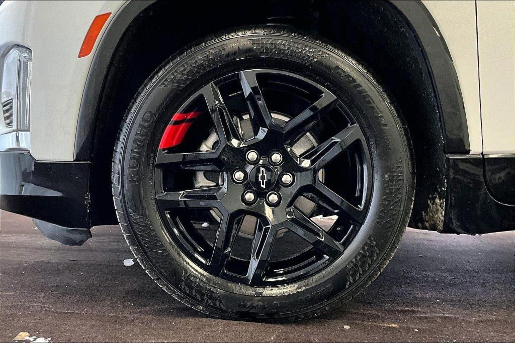 used 2022 Chevrolet Traverse car, priced at $29,250