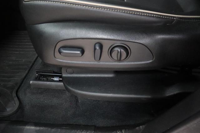 used 2023 Chevrolet Traverse car, priced at $24,536