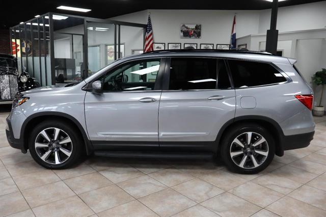 used 2022 Honda Pilot car, priced at $25,594