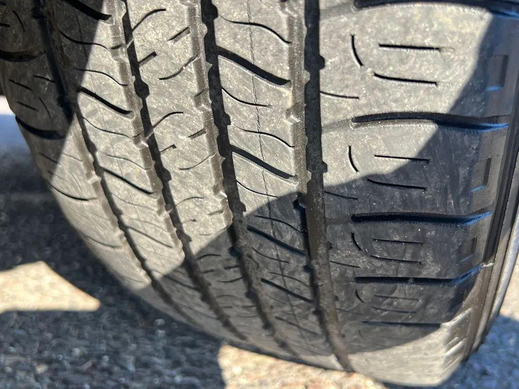 used 2021 Ford Edge car, priced at $12,993