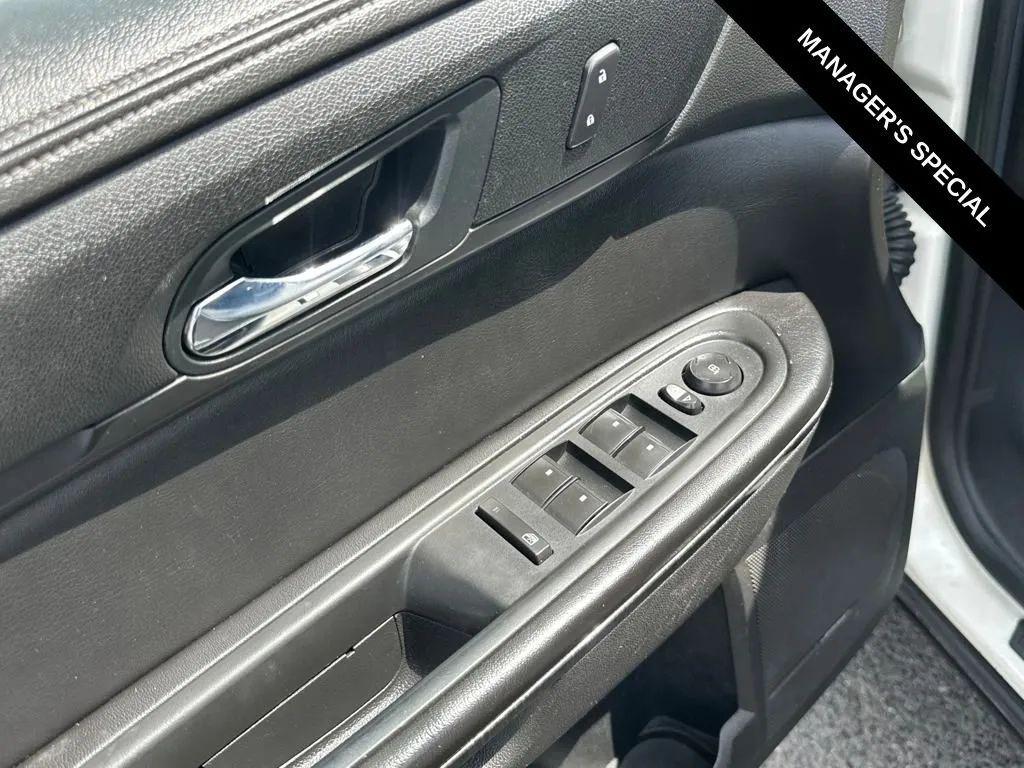 used 2014 GMC Acadia car, priced at $6,203