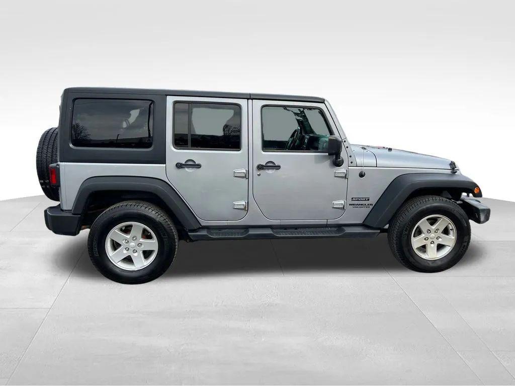 used 2016 Jeep Wrangler Unlimited car, priced at $15,953