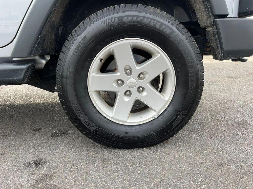 used 2016 Jeep Wrangler Unlimited car, priced at $15,953