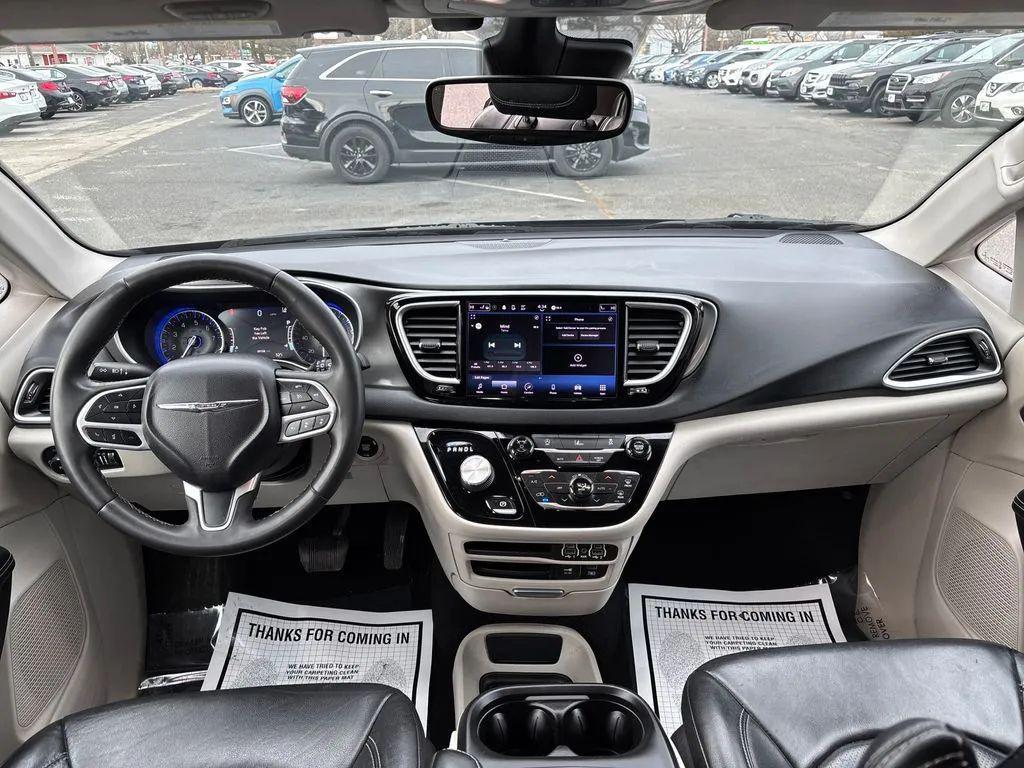 used 2022 Chrysler Pacifica car, priced at $18,960
