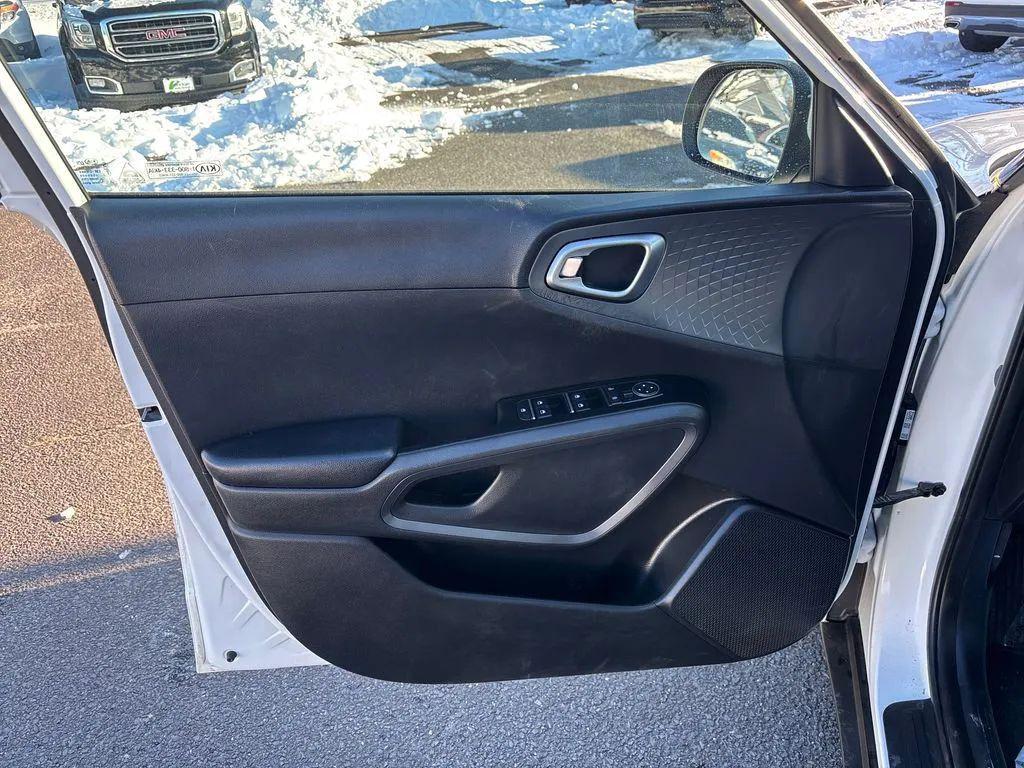 used 2021 Kia Soul car, priced at $11,986