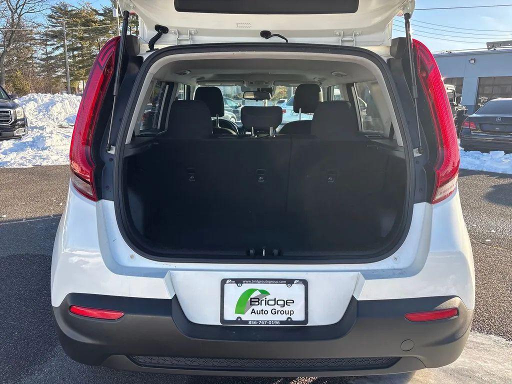 used 2021 Kia Soul car, priced at $11,986