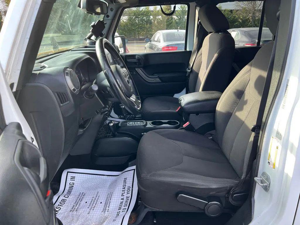 used 2015 Jeep Wrangler Unlimited car, priced at $16,971