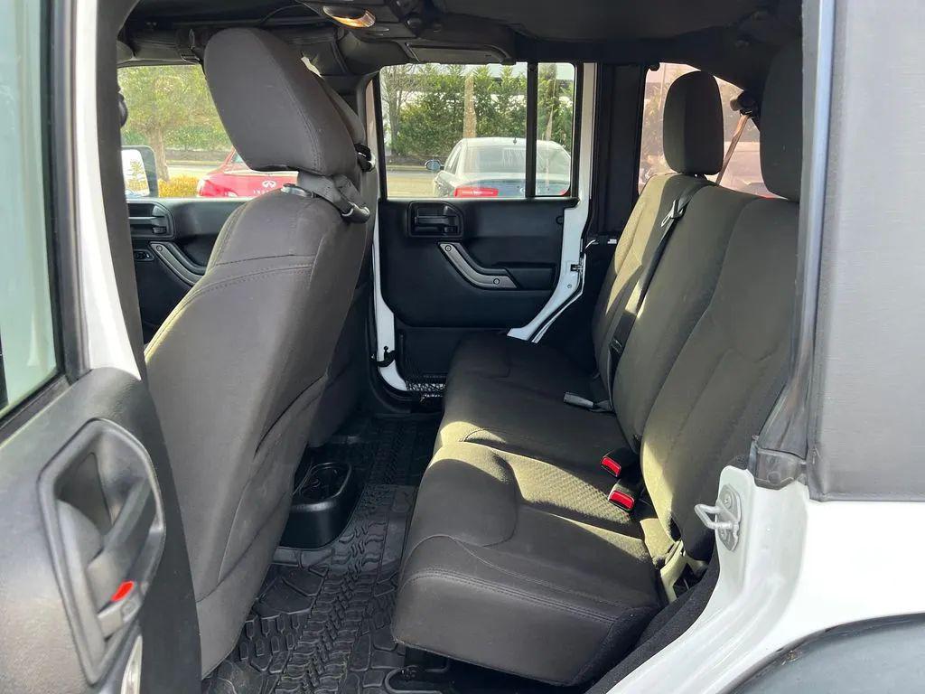 used 2015 Jeep Wrangler Unlimited car, priced at $16,971