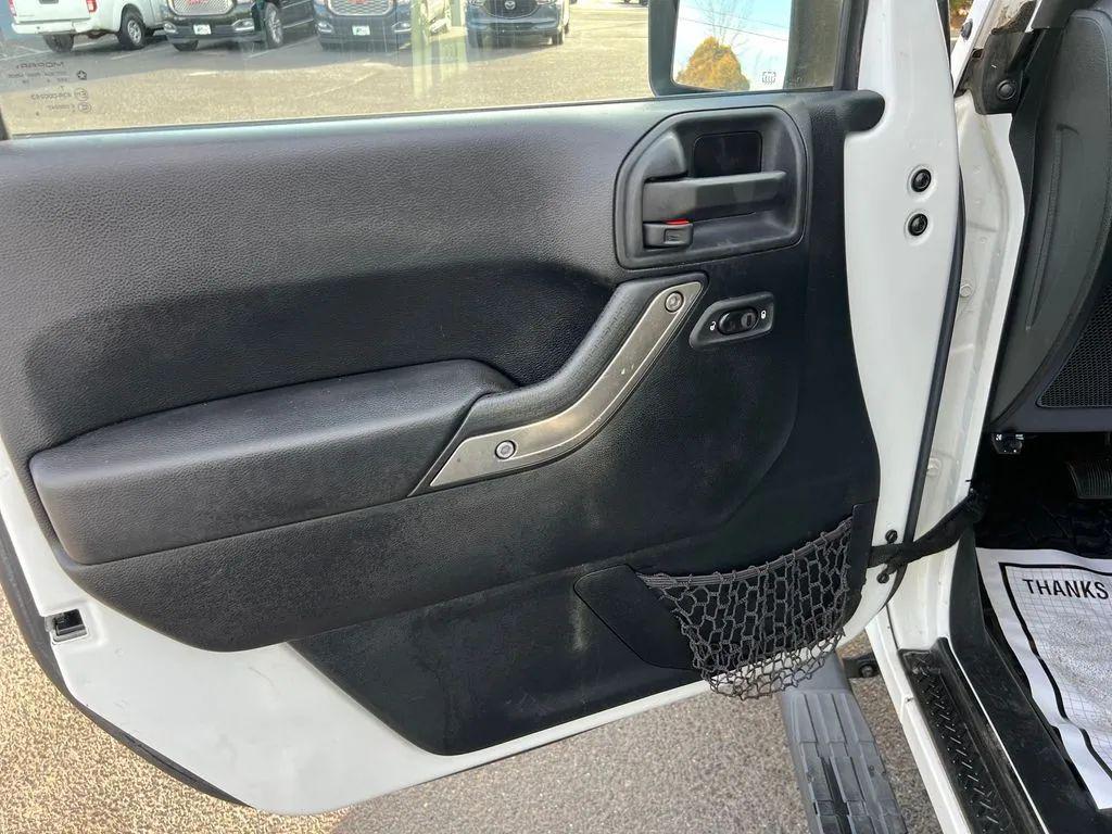 used 2015 Jeep Wrangler Unlimited car, priced at $16,971