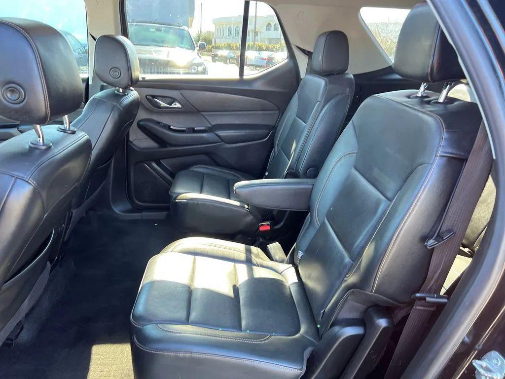 used 2019 Chevrolet Traverse car, priced at $17,450