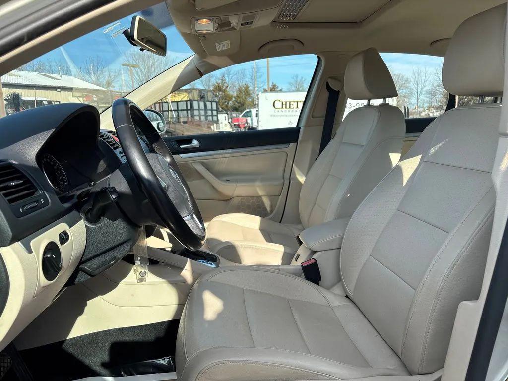 used 2010 Volkswagen Jetta car, priced at $5,773