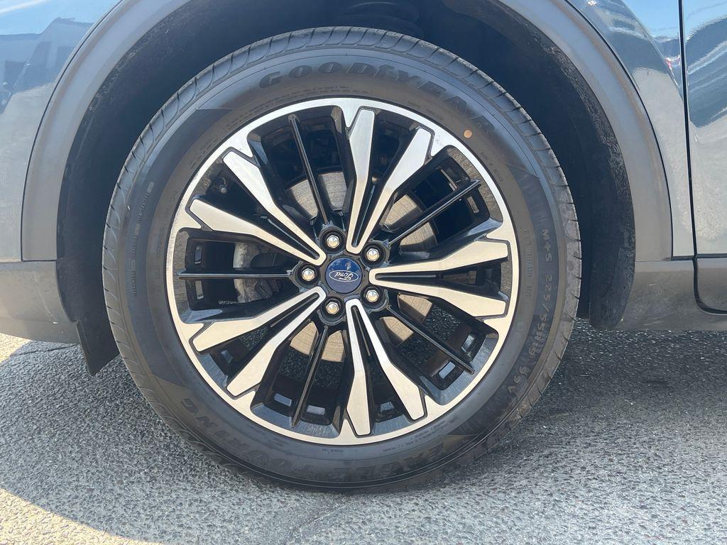 used 2022 Ford Escape car, priced at $17,299