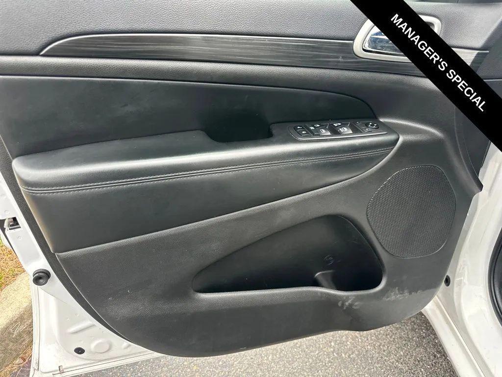used 2019 Jeep Grand Cherokee car, priced at $9,571