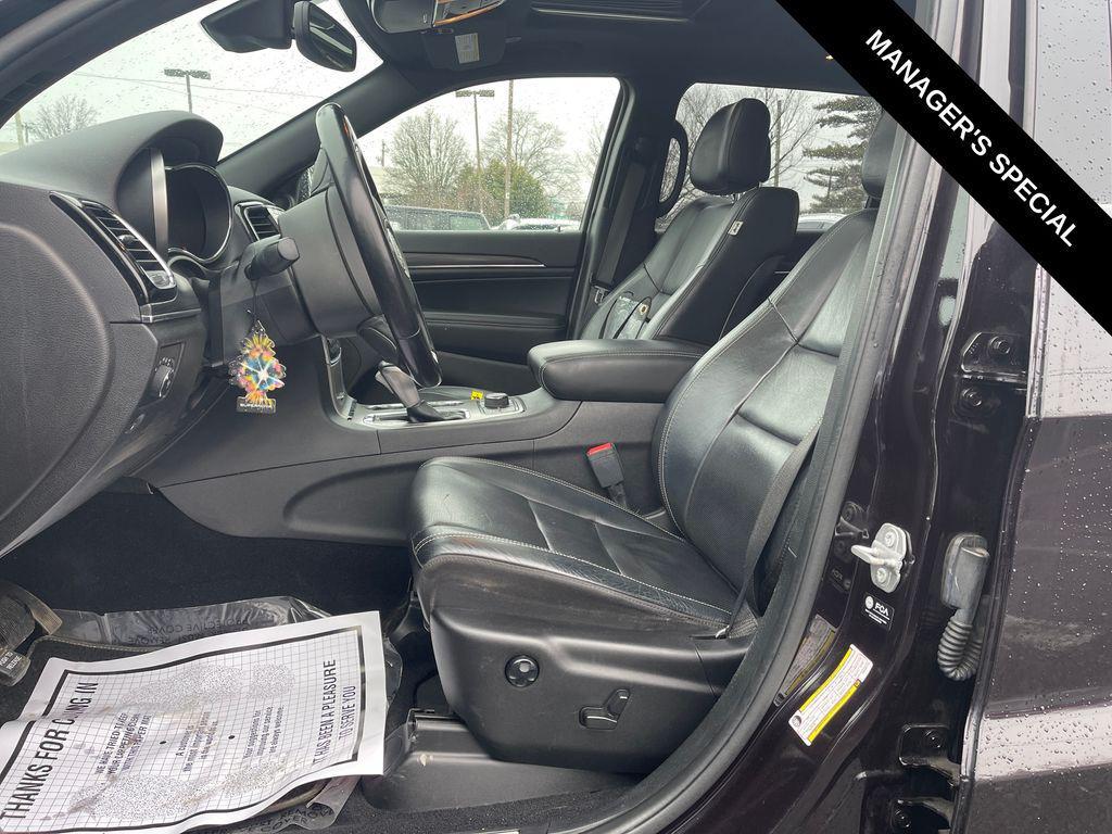 used 2021 Jeep Grand Cherokee car, priced at $14,383