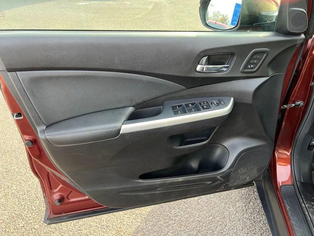 used 2015 Honda CR-V car, priced at $15,915
