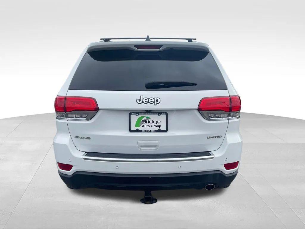 used 2017 Jeep Grand Cherokee car, priced at $12,960