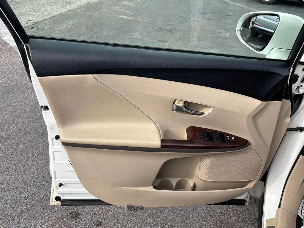 used 2015 Toyota Venza car, priced at $8,931