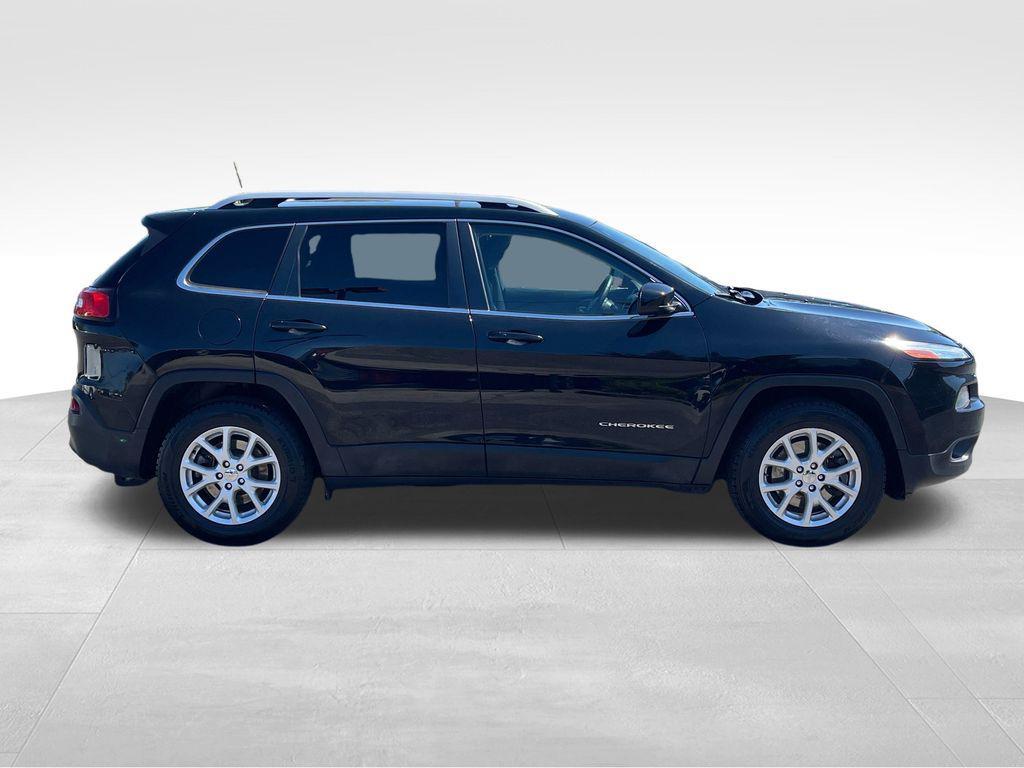 used 2018 Jeep Cherokee car, priced at $11,891