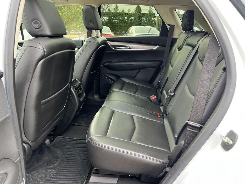 used 2019 Cadillac XT5 car, priced at $17,949
