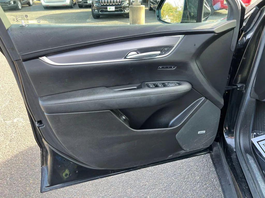 used 2019 Cadillac XT5 car, priced at $12,916