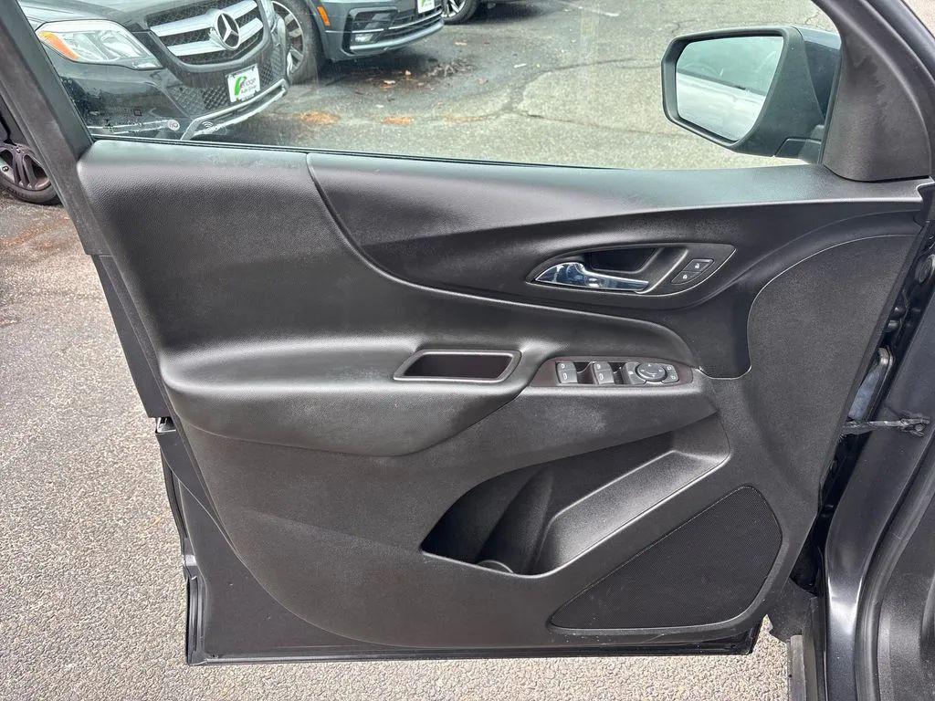 used 2022 Chevrolet Equinox car, priced at $14,979