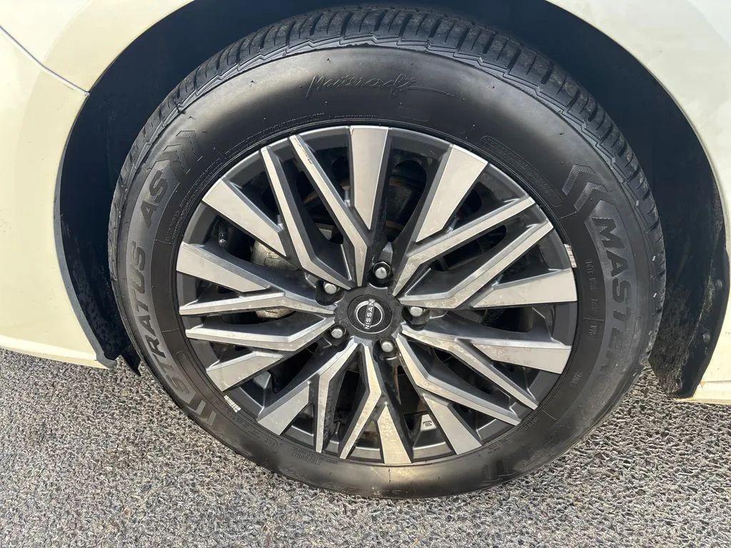 used 2023 Nissan Altima car, priced at $15,960