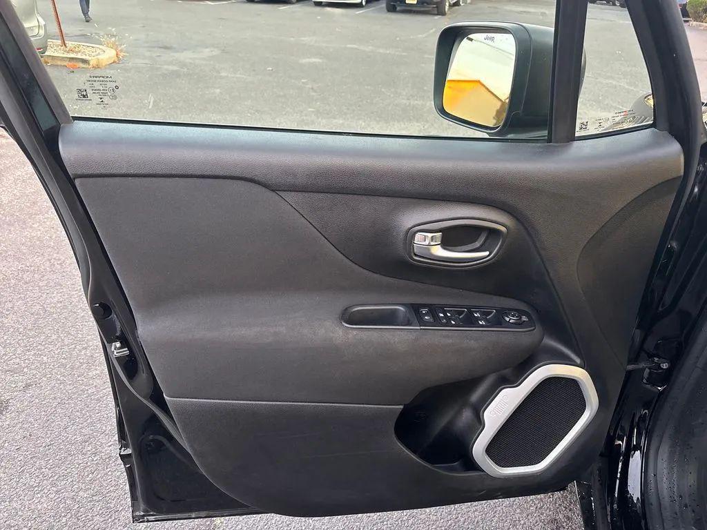 used 2020 Jeep Renegade car, priced at $12,752