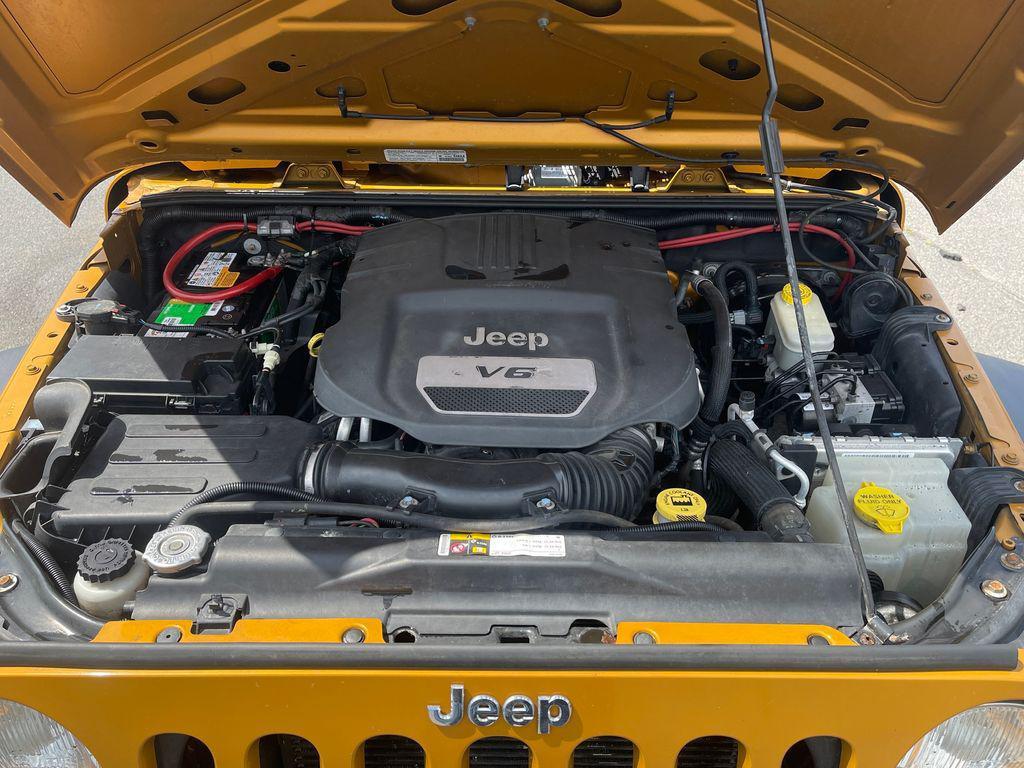 used 2014 Jeep Wrangler Unlimited car, priced at $13,576
