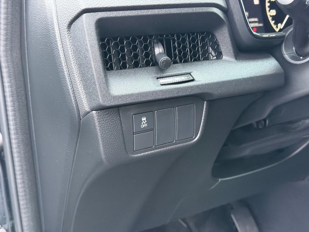 used 2024 Honda CR-V car, priced at $29,900