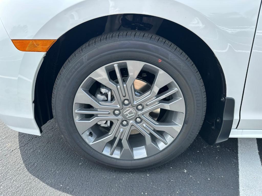 new 2026 Honda Odyssey car, priced at $49,445
