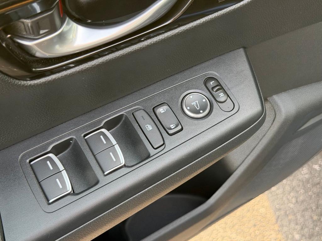 used 2024 Honda CR-V car, priced at $32,900