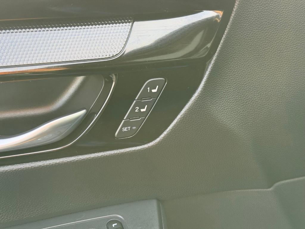 used 2024 Honda CR-V car, priced at $32,900