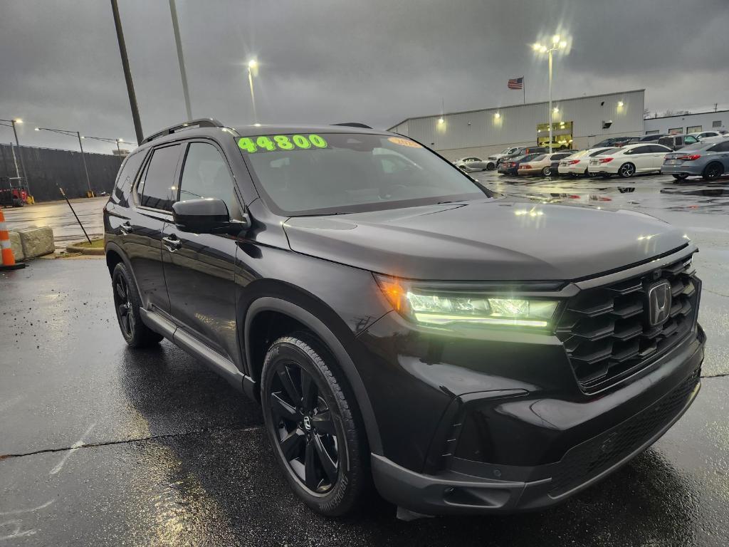 used 2025 Honda Pilot car, priced at $44,800