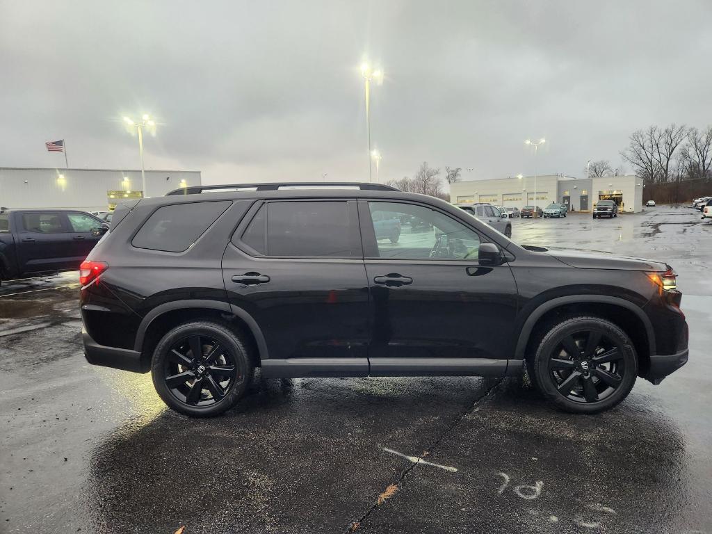 used 2025 Honda Pilot car, priced at $44,800