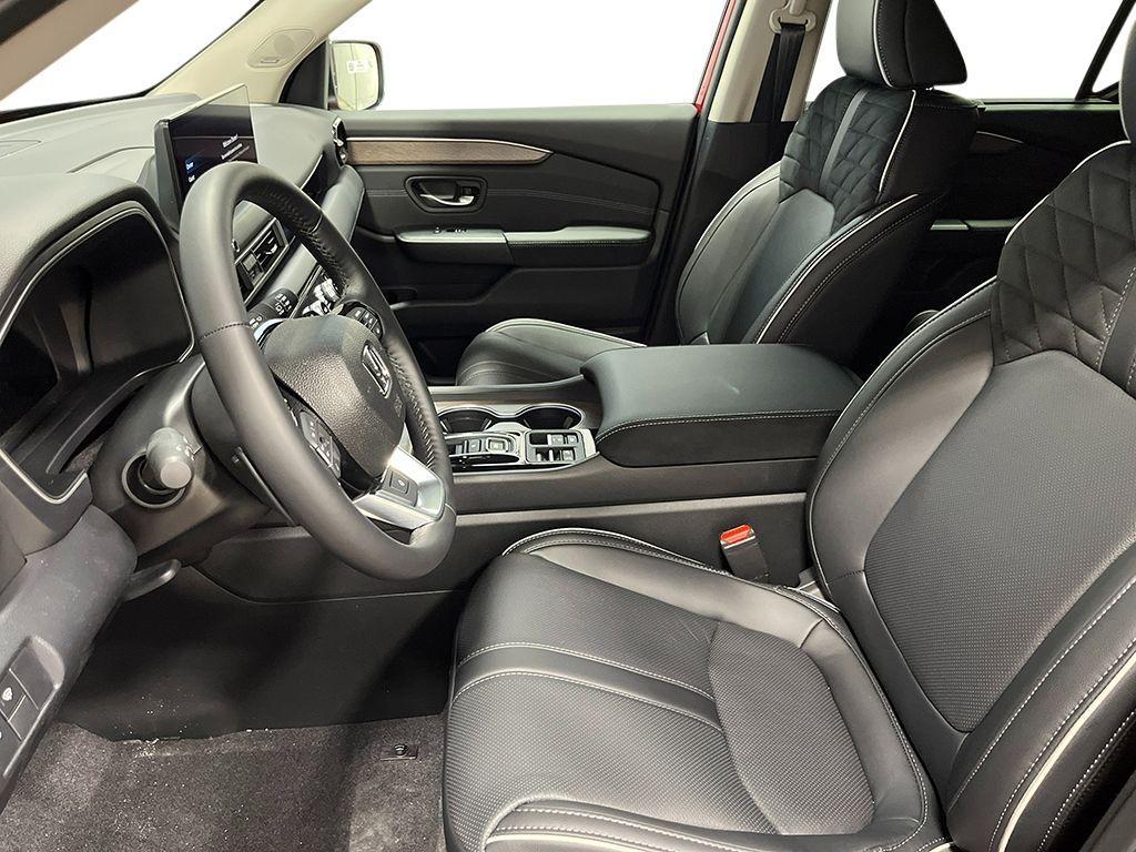 new 2026 Honda Pilot car, priced at $55,645