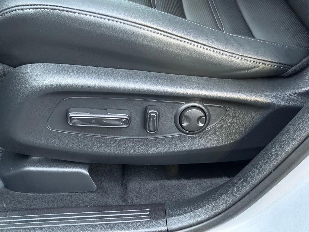 used 2023 Honda CR-V car, priced at $31,400