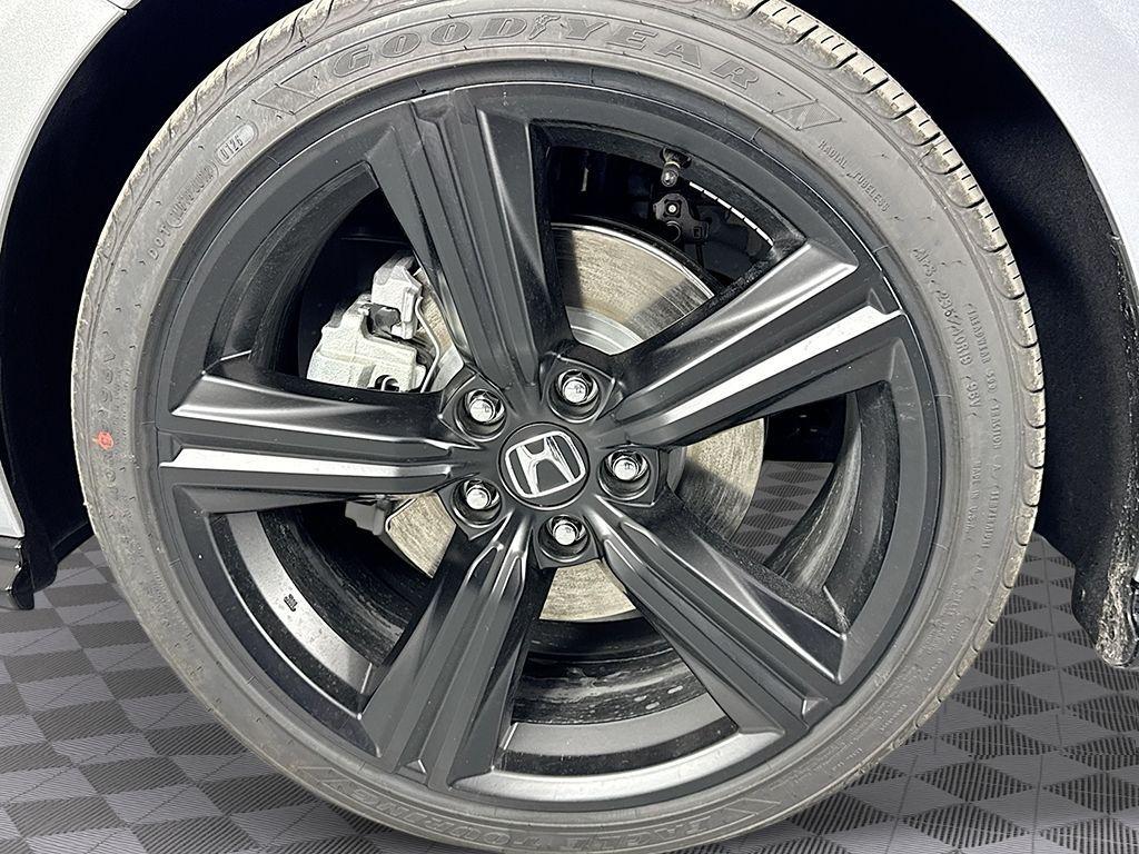new 2026 Honda Accord Hybrid car, priced at $37,116